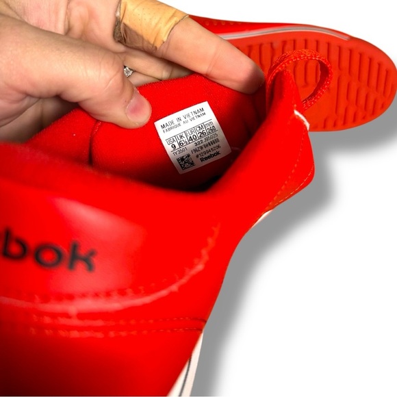 Reebok Classic Leather Sneakers Women’s Red Size 9 UK 6.5 EUR 40 Athletic Shoes - Picture 5 of 7